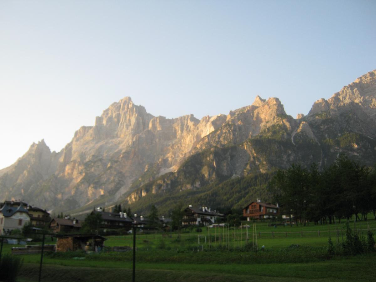 Hotel Albergo Dolomiti San Vito di Cadore Exterior foto